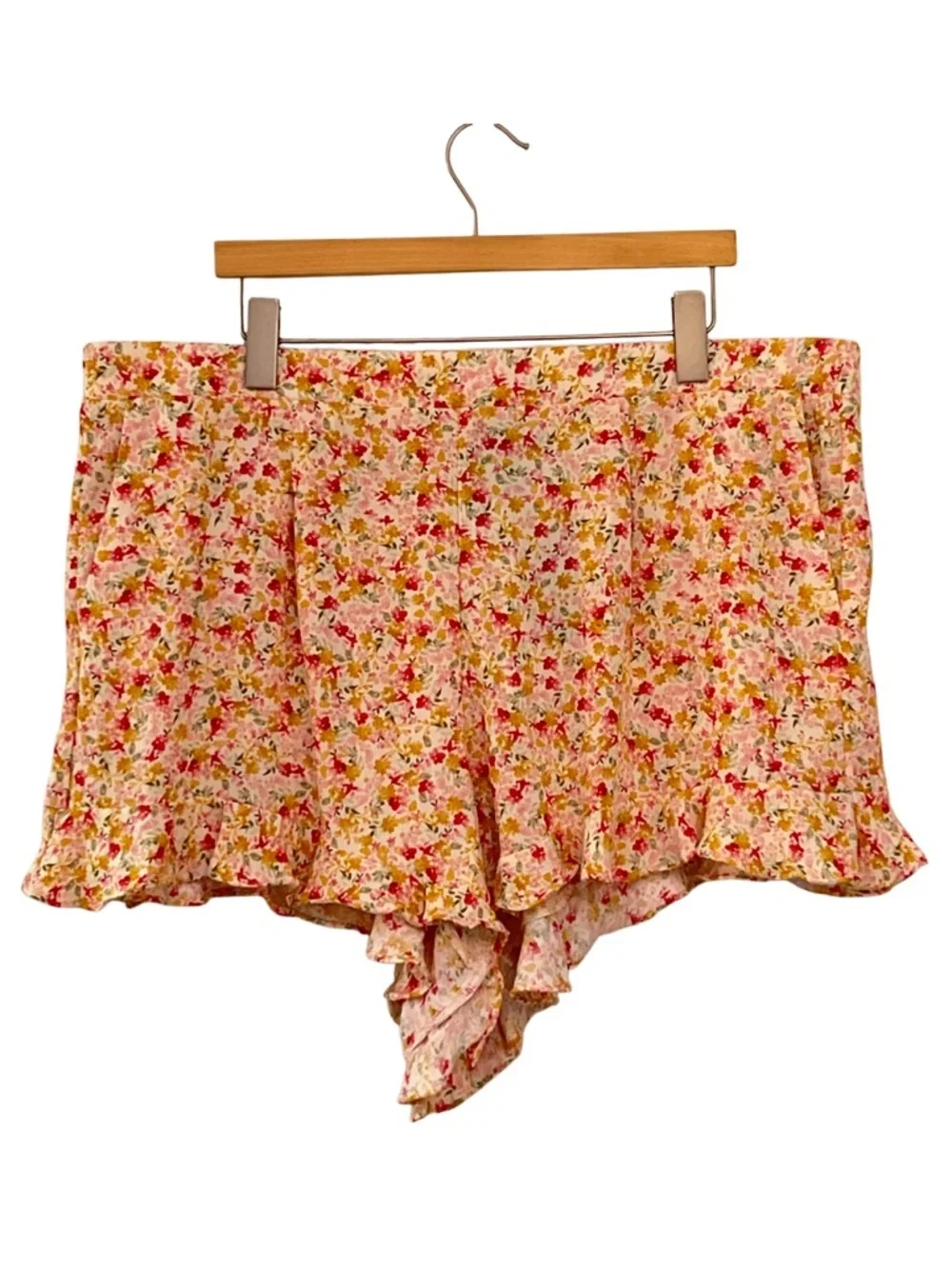 Torrid Sunshine Ditsy Floral Gauze Ruffle Shorts Pull-On 2X NWT - Picture 4 of 12